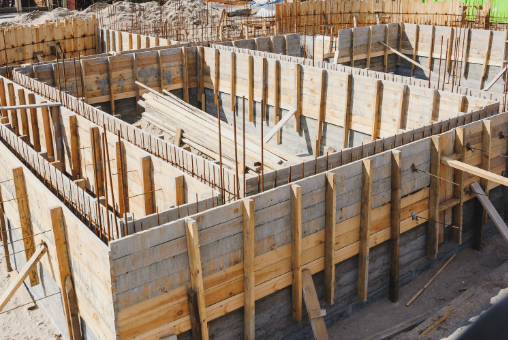 MADRIERS & BOIS DE COFFRAGE